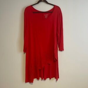 Chicos Jersey Knit Top 3 Tunic High Low Red 3/4 Sleeve Red Eyelet Long Casual